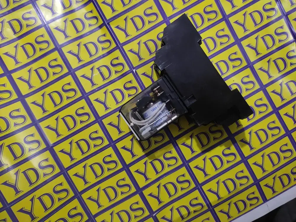 12/24 V AMF panel relay