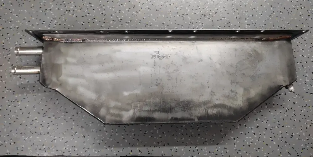Cummins 6CT aftercooler 3924732, part number 3924732
