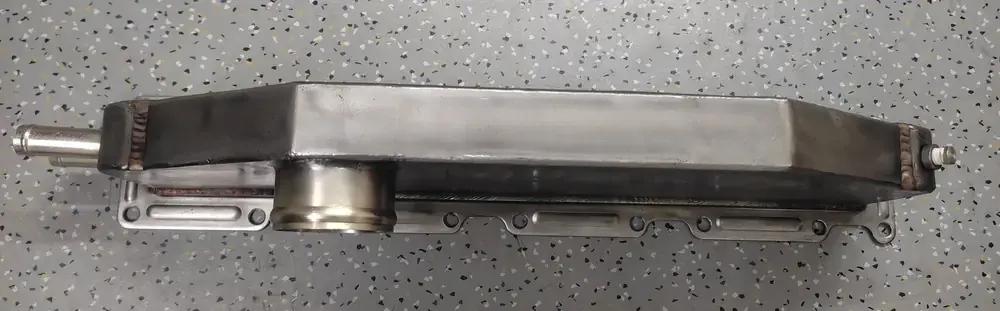 Cummins 6CT aftercooler 3924732, part number 3924732