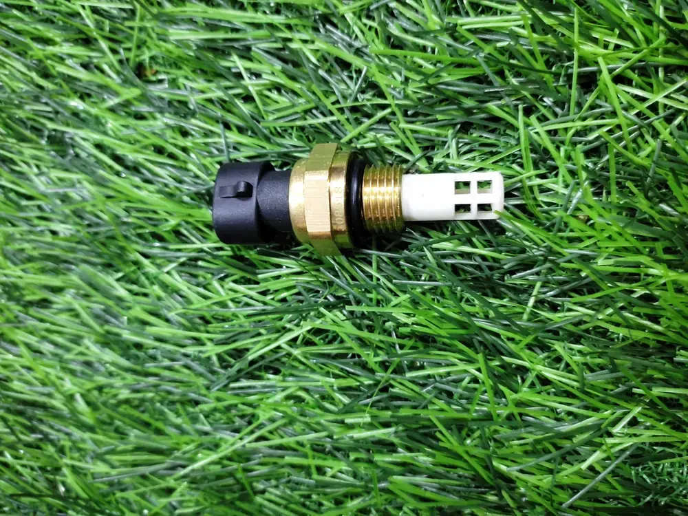 Cummins coolant temperature sensor 3085185, part number 3085185