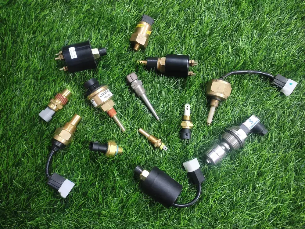 Cummins engine safety sensor switches, part number 4921475