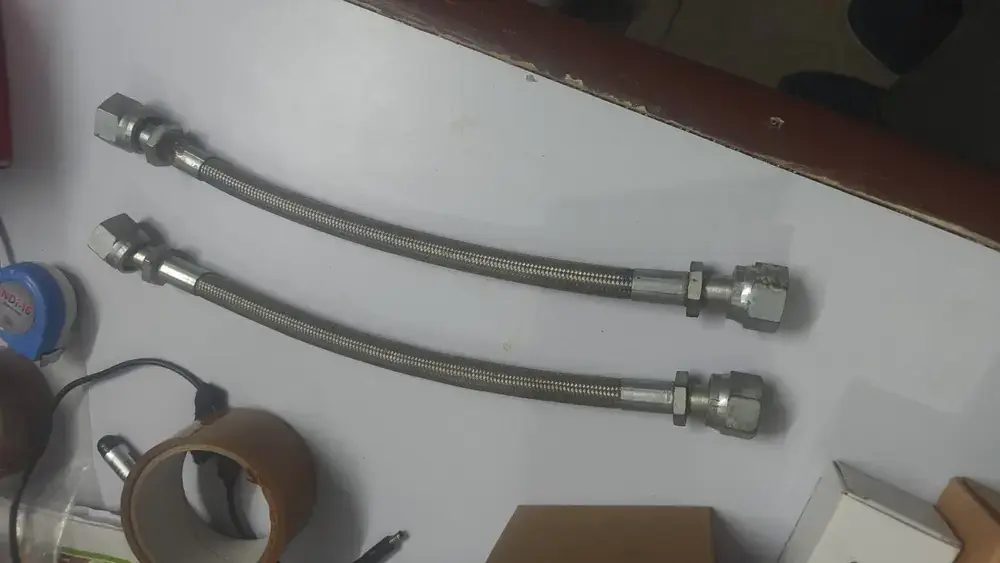 Cummins flexible hose 3913824, part number 382622