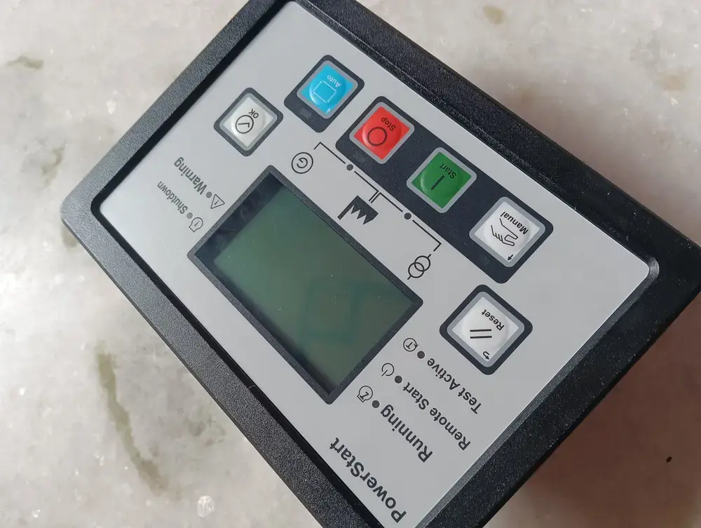 Cummins PSO 601 / PSO 602 genset controller, part number A063J660