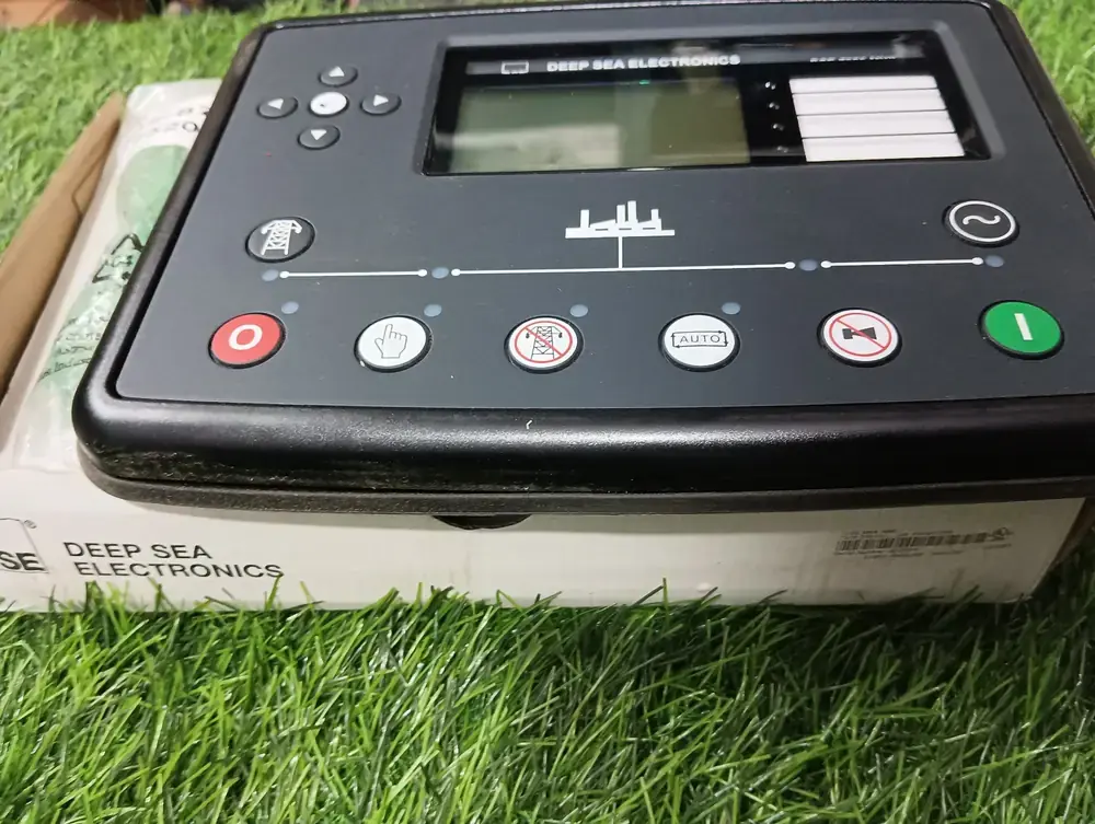 Deep Sea DSE 7320 MkII controller, part number DSE7320
