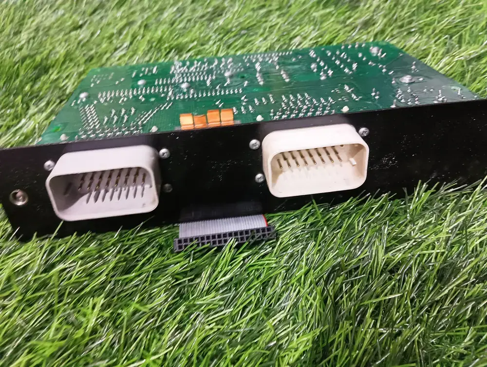 Onan engine interface PCB 300-4083, part number 300-4083